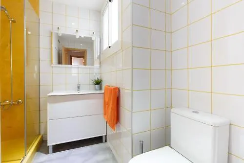 Letsgo Sagrada Familia Penthouse Apartment Barcelona