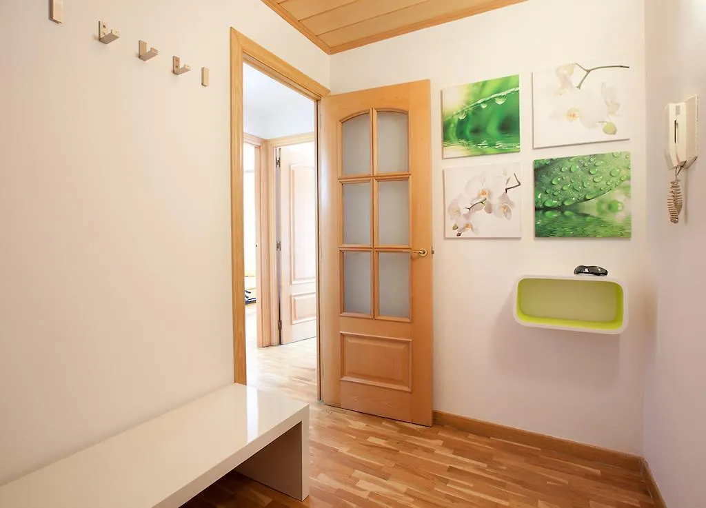 Letsgo Sagrada Familia Penthouse Apartment Barcelona 0*,