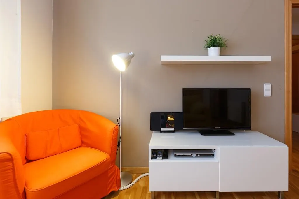 Letsgo Sagrada Familia Penthouse Apartment Barcelona