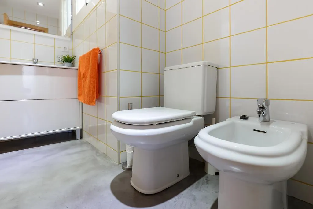 Letsgo Sagrada Familia Penthouse Apartment Barcelona